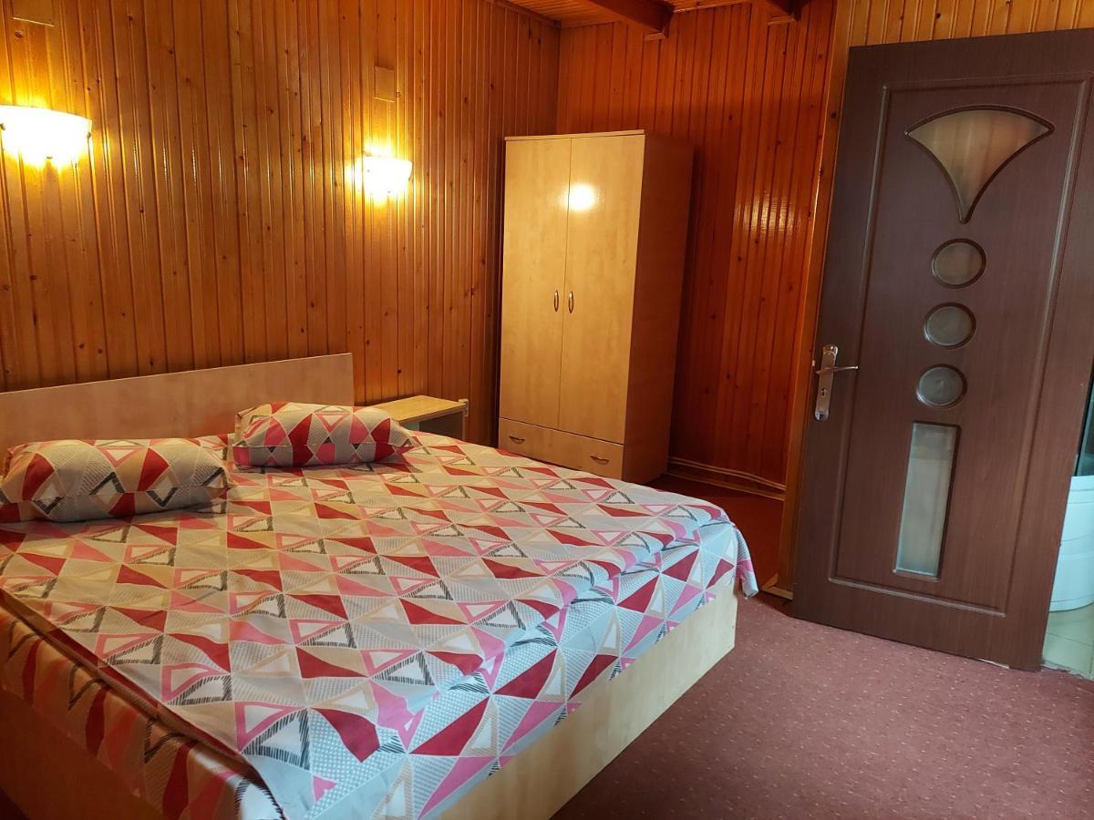 Pensiune Casa Barcaru Azuga Kültér fotó